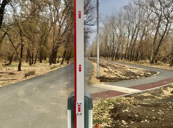 Шлагбаум на парке Строителей